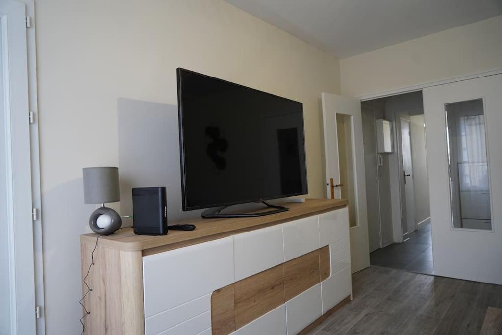 Appartement Le Paisible • Garage Privatif • Traversant • Calme Châteauroux