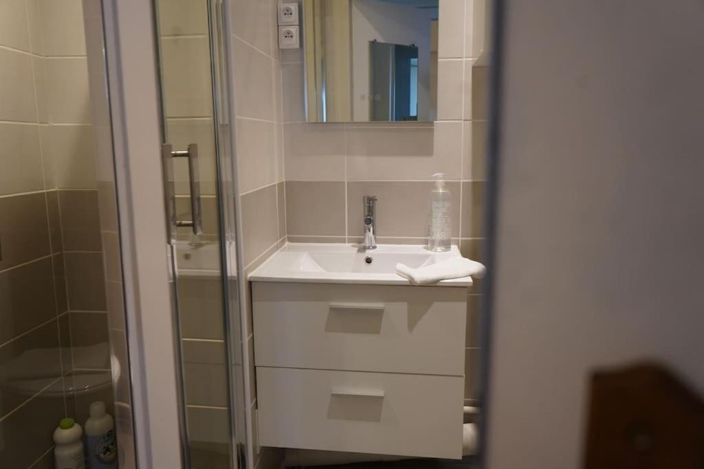 Le Paisible • Garage Privatif • Traversant • Calme Appartement Châteauroux